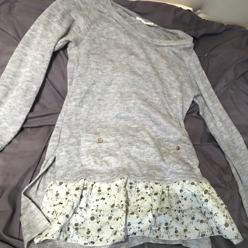 Light gray shirt with floral design